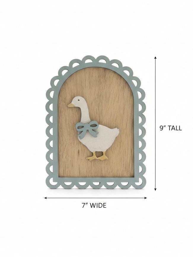Scalloped Edge Goose Sign, Vintage Farmhouse Cottagecore Goose Decor, Small Shelf Sitter