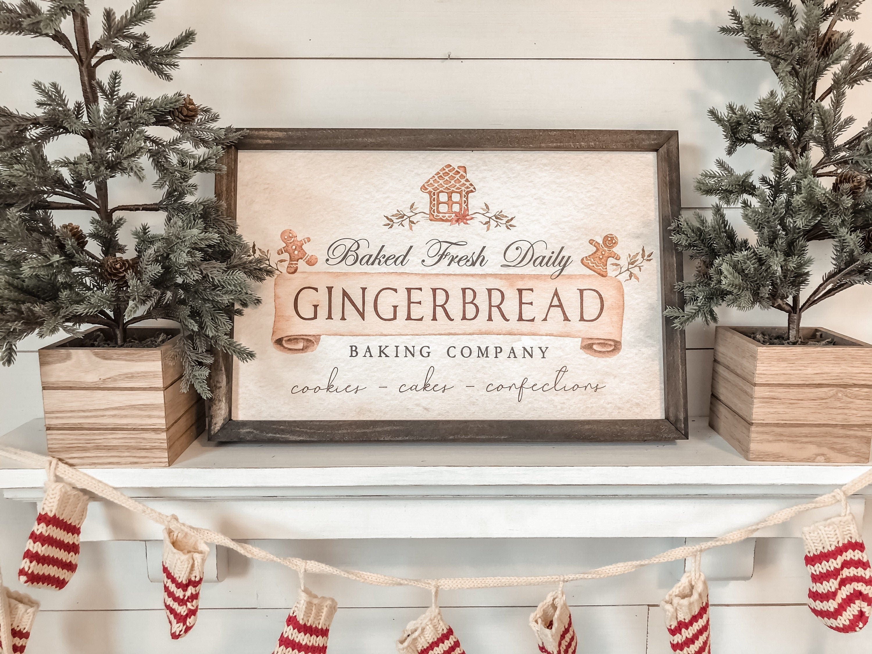 Gingerbread sign, Gingerbread decor, 12” round sign, Christmas sign buying